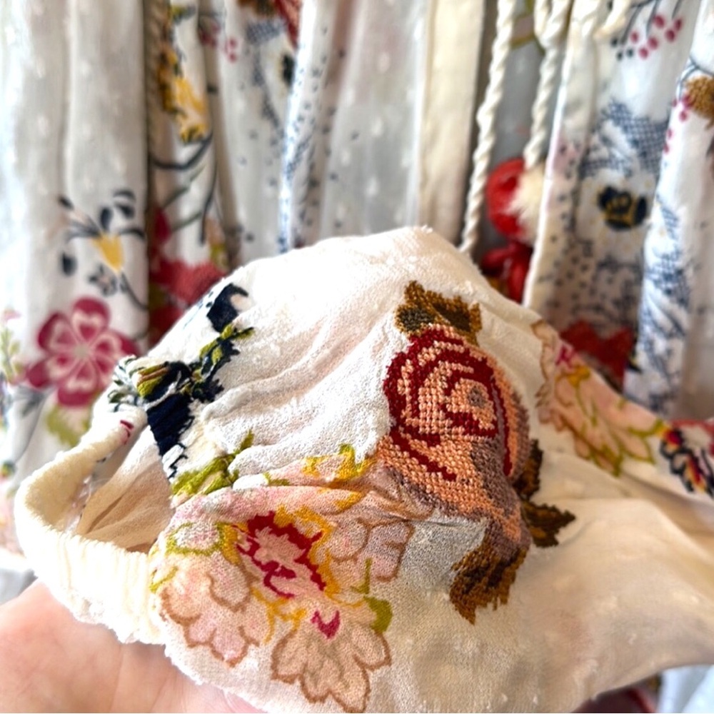 Zara Shrug Open Front Floral Boho Top With Tassels White Neutral Colors Coverup - Picture 7 of 12